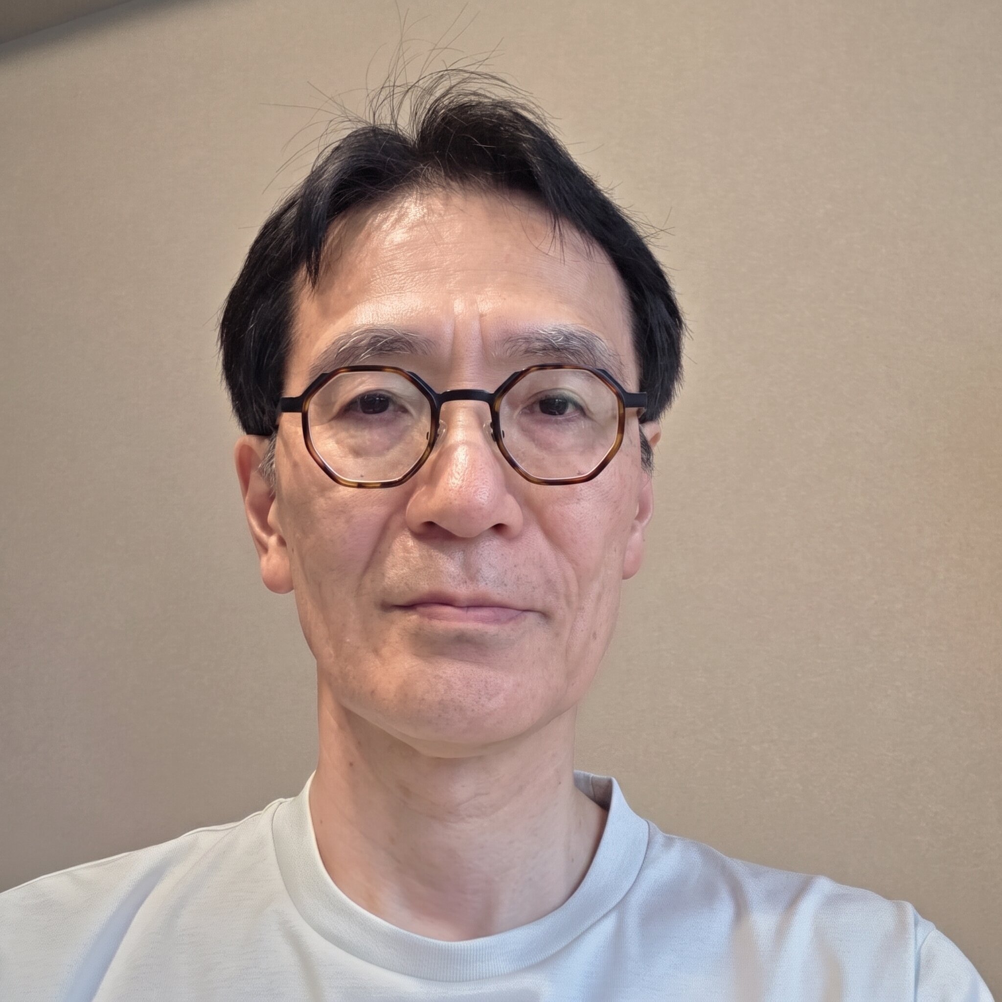 監査部門への異動を機にCIAに挑戦。体系的な知識を身につけ、実務での判断や評価にも活かせる専門性を得た。