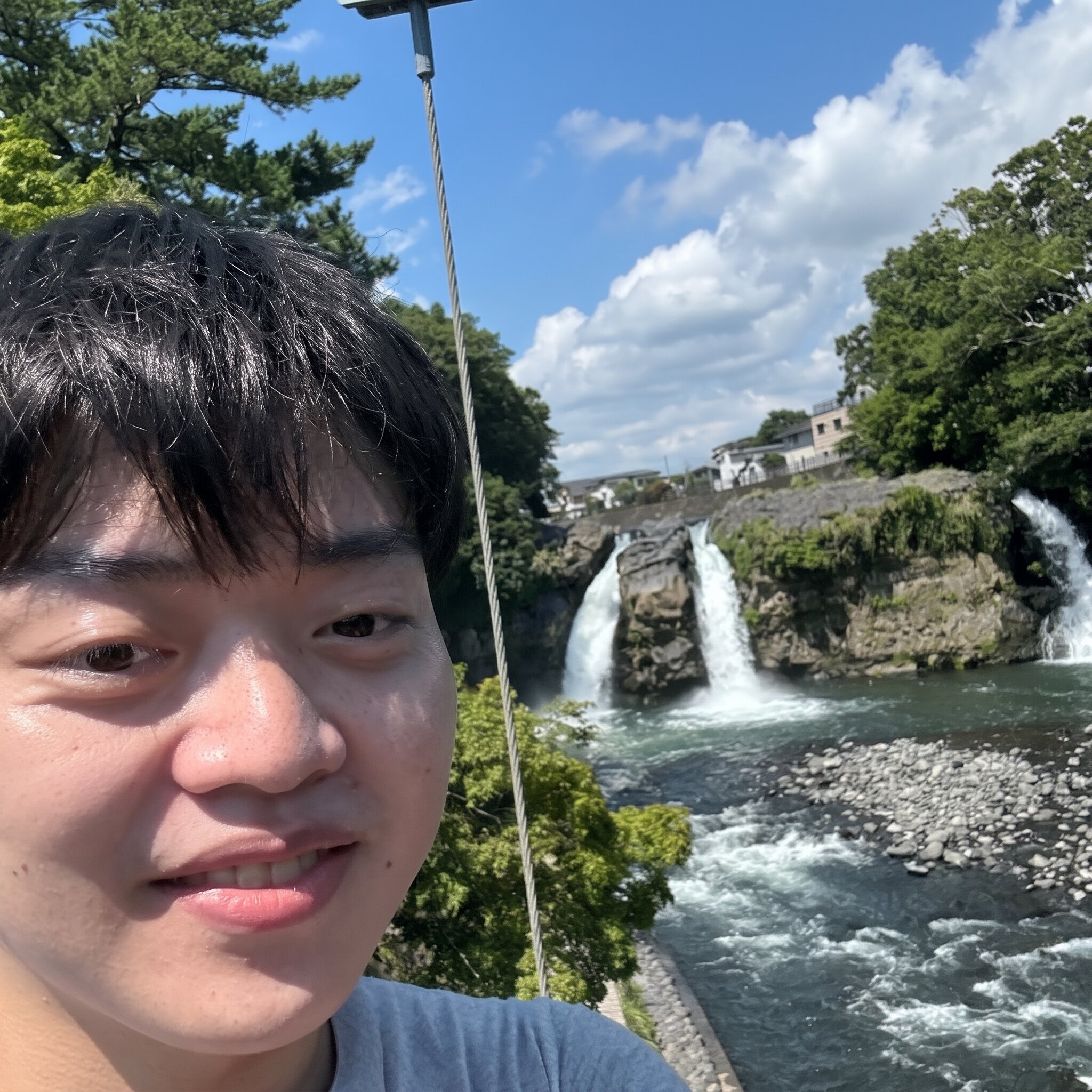 CISAの学習を通じて、システム監査や情報セキュリティの知識を体系的に習得。講義と反復演習を活用し、効率的な合格を実現。