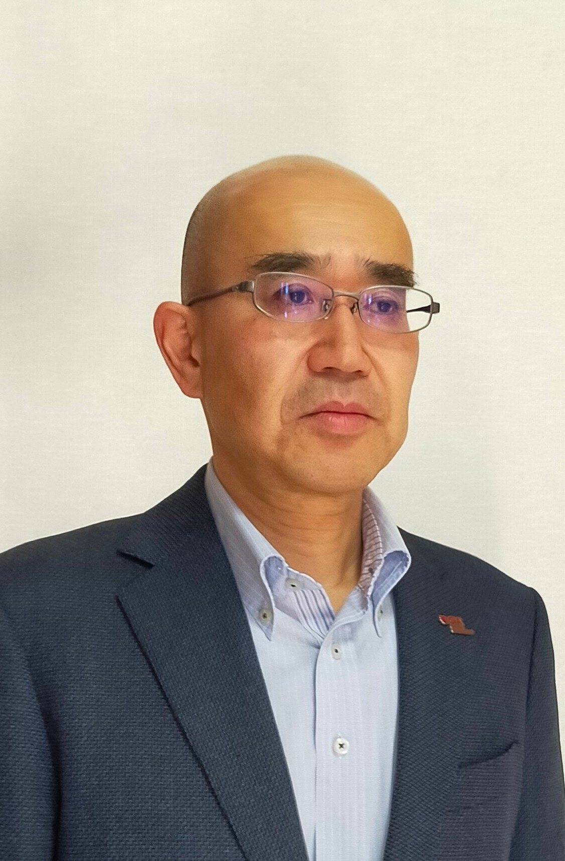 新村 成彦 氏