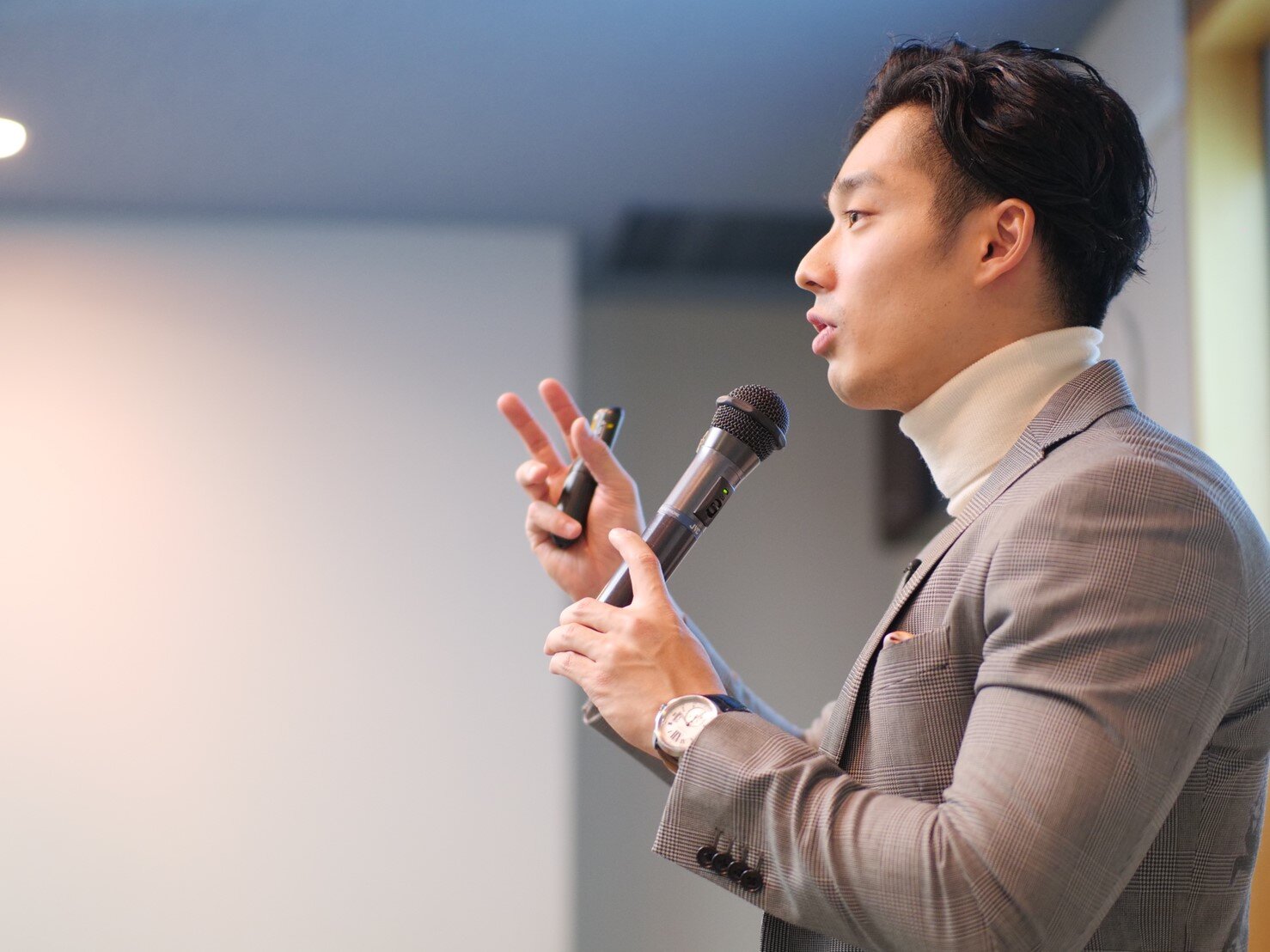 USCPAは英語ができないとダメ？小山晃弘氏 に聞く、勉強前の疑問