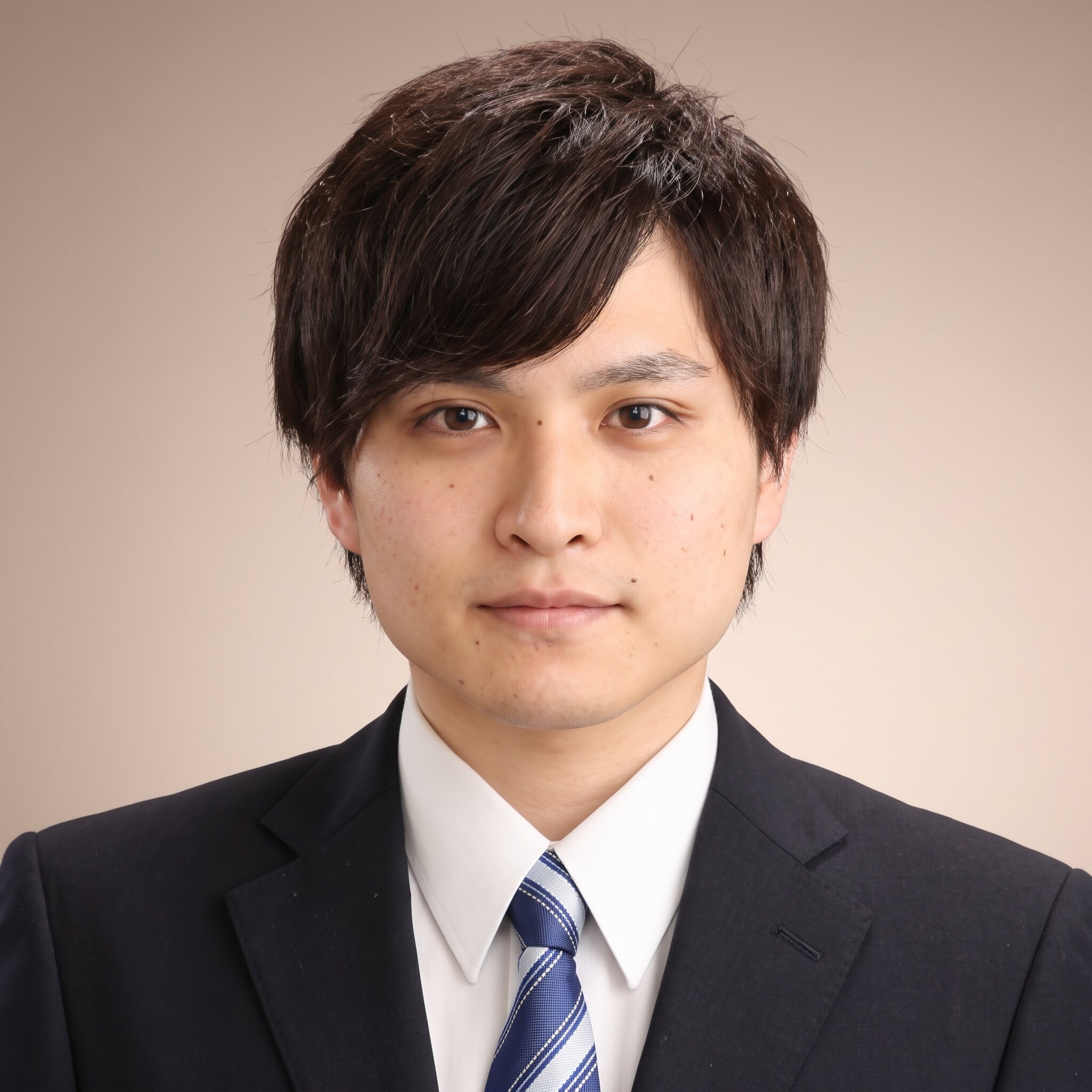 海外勤務を目指してUSCPAを取得。米国会計への理解を深め、財務諸表を読み解く力を養うことで、業務上の新たな提案につなげている。