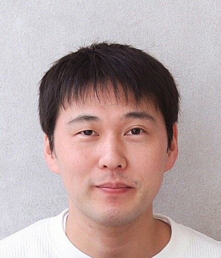 学んだことと実務の違いを深掘りしそれが制度や文化の違いか、そもそも見直す必要のあることなのかを考えながら業務に取り組むことで活かせることができました。